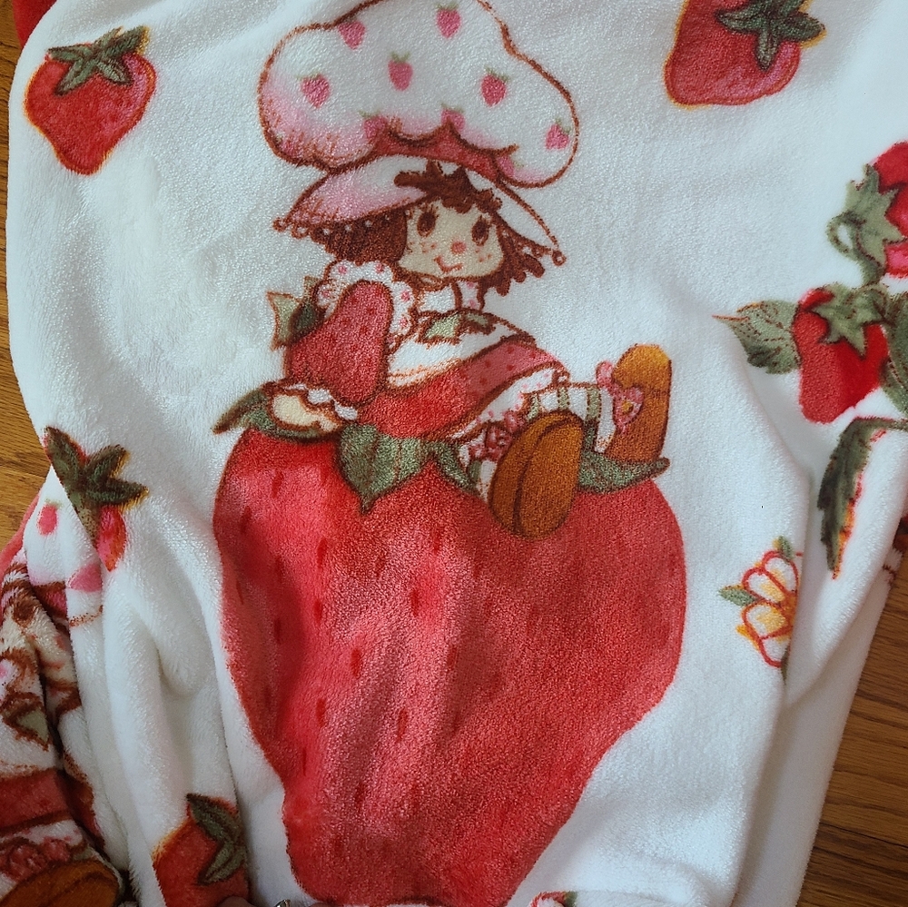 Strawberry Shortcake Blanket 🍓